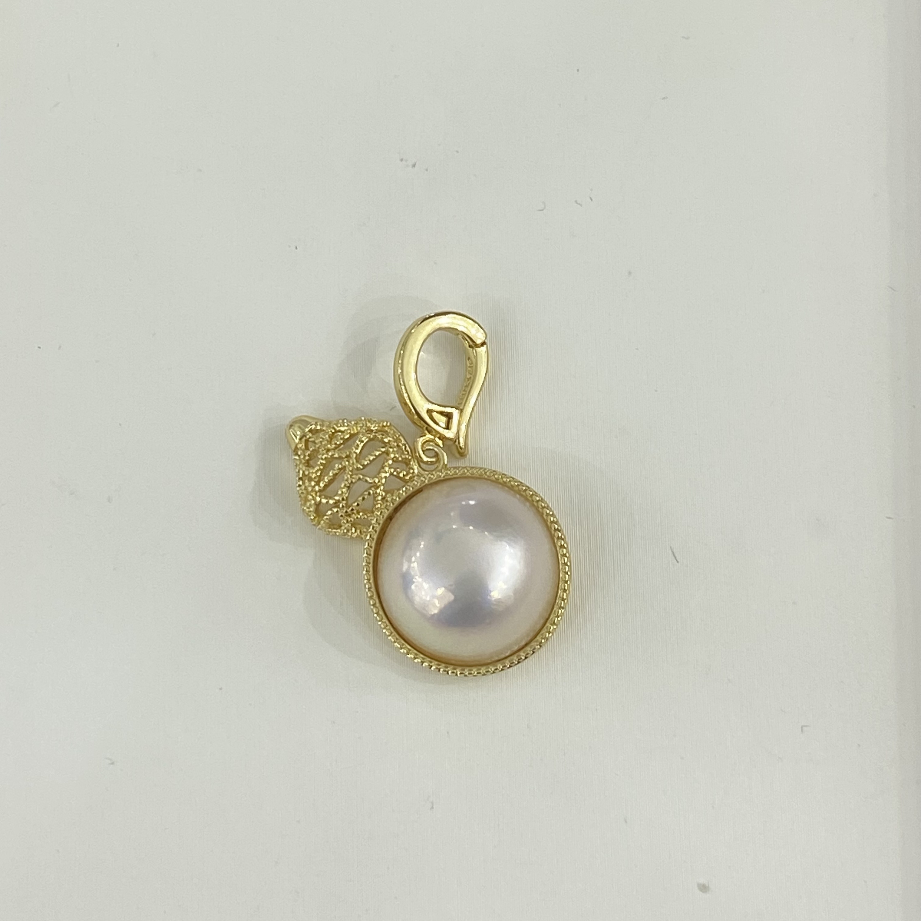 【暹罗珠宝】天然海水马贝‘葫芦’吊坠 X6732001