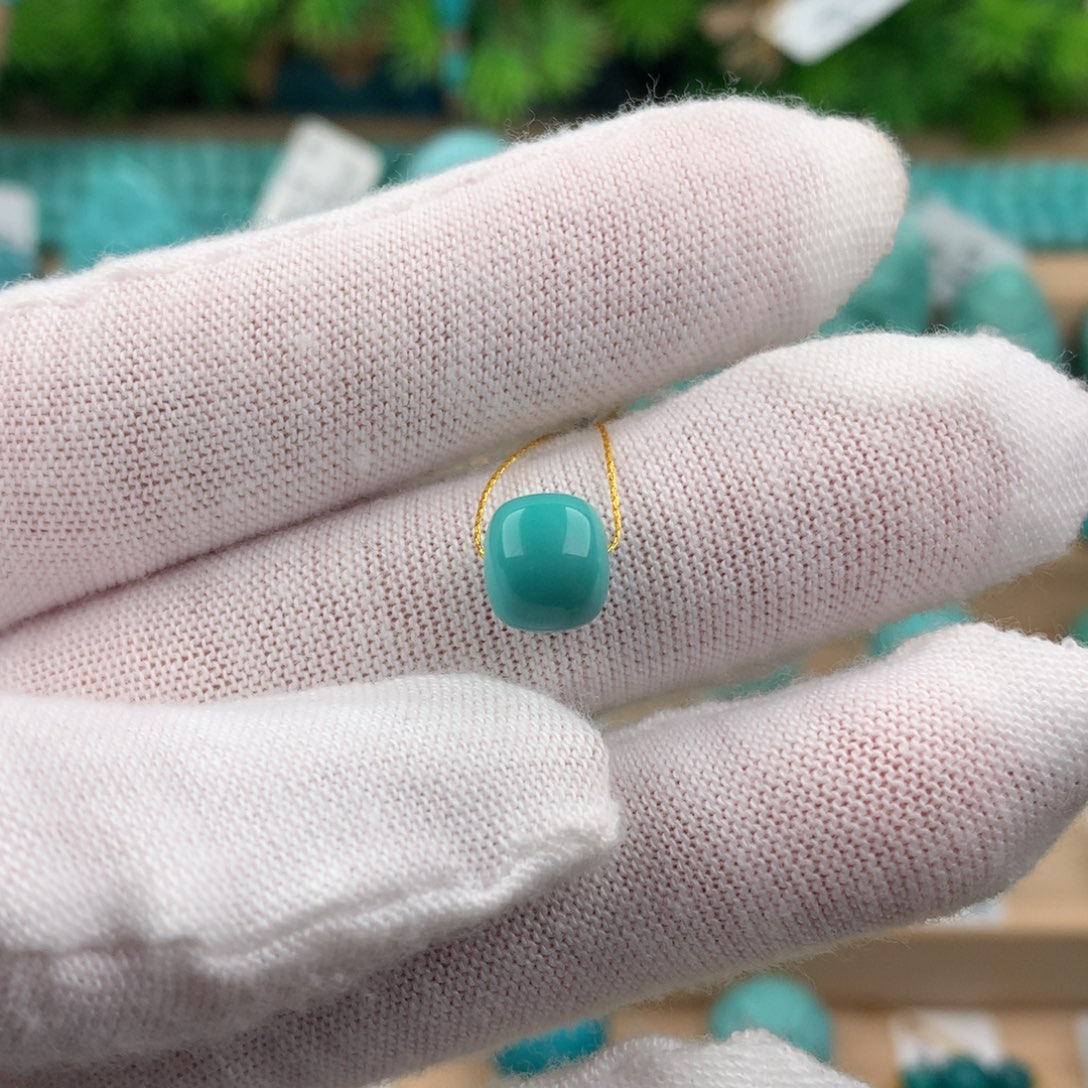 绿松石配饰未镶嵌卡8*7.4