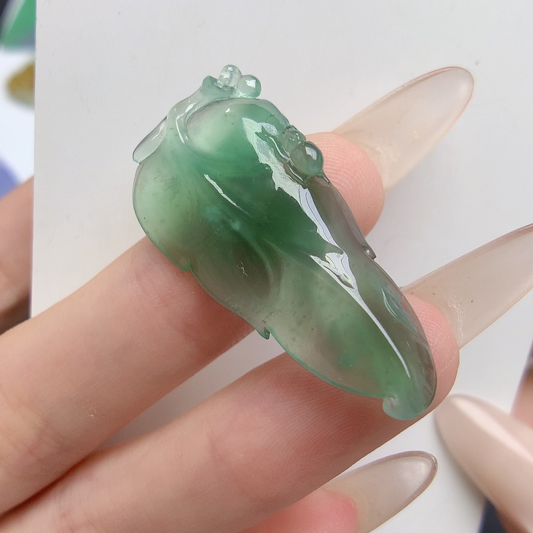 翡翠颈饰未镶嵌88888898888