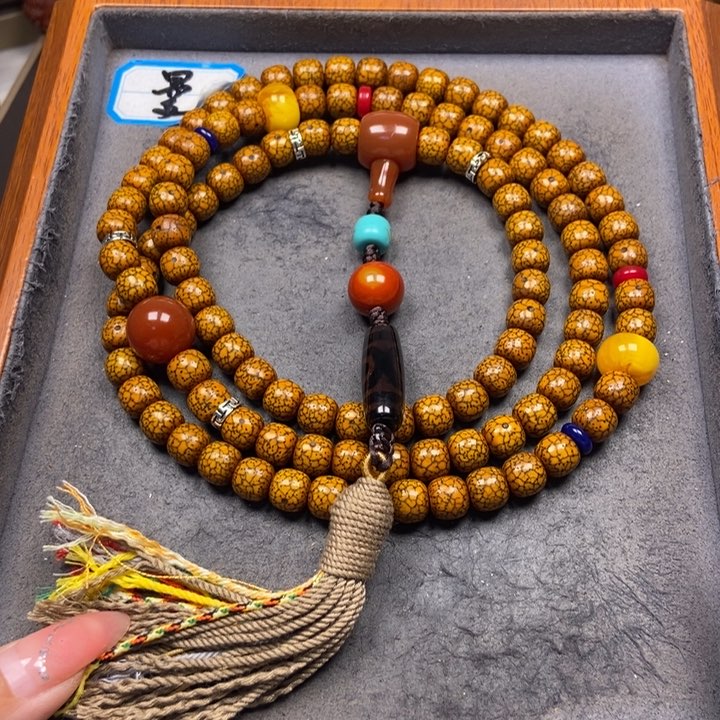 星月菩提吊坠菩提