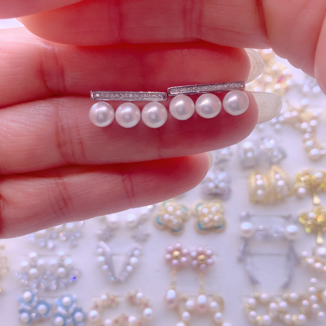 合金耳饰淡水珍珠