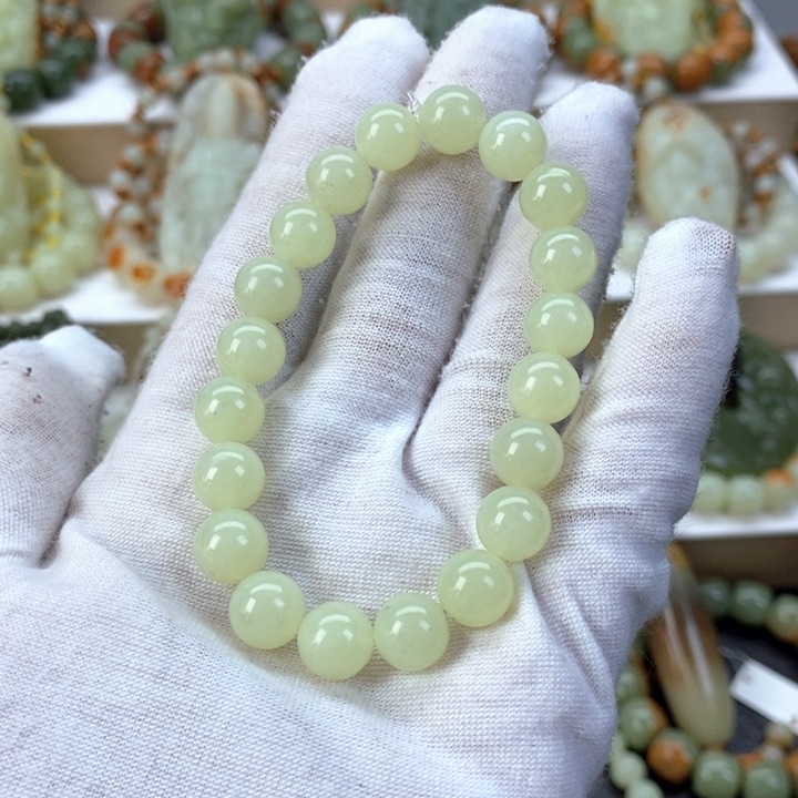 【闪购商品】透闪石质玉手串未镶嵌