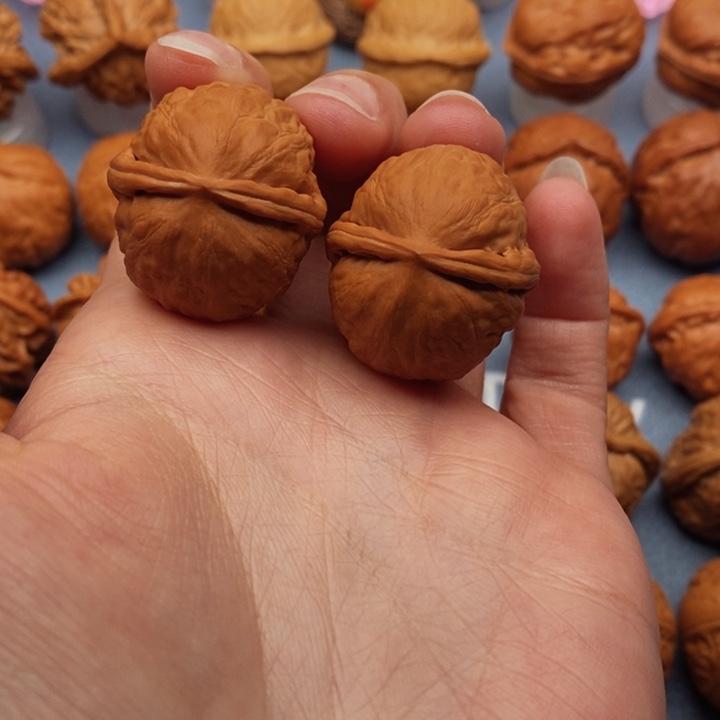 文玩核桃把件大枣