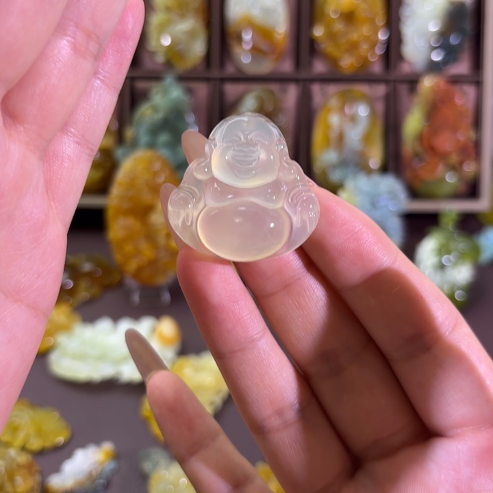 未镶嵌蛇纹石玉颈饰