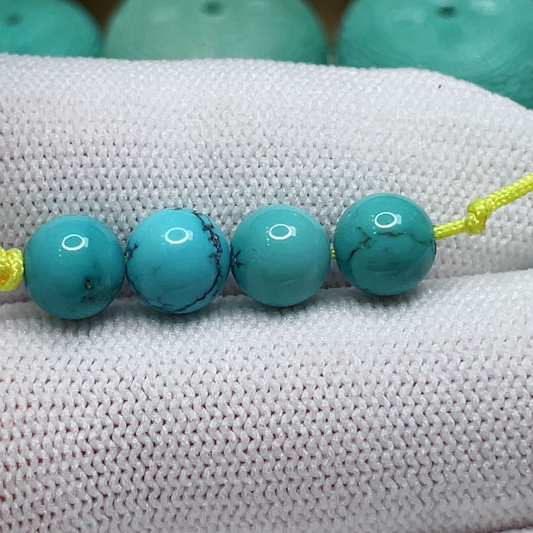 绿松石颈饰未镶嵌