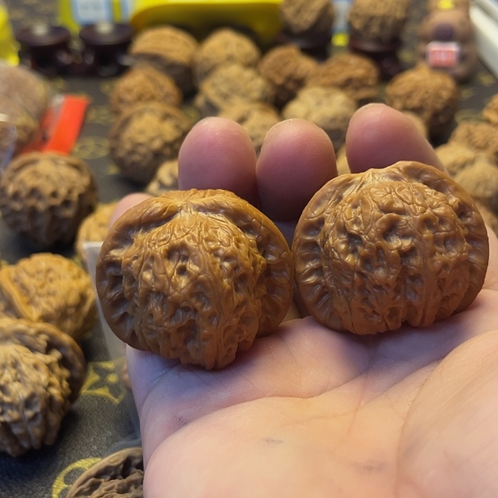 吊坠文玩核桃血麒麟