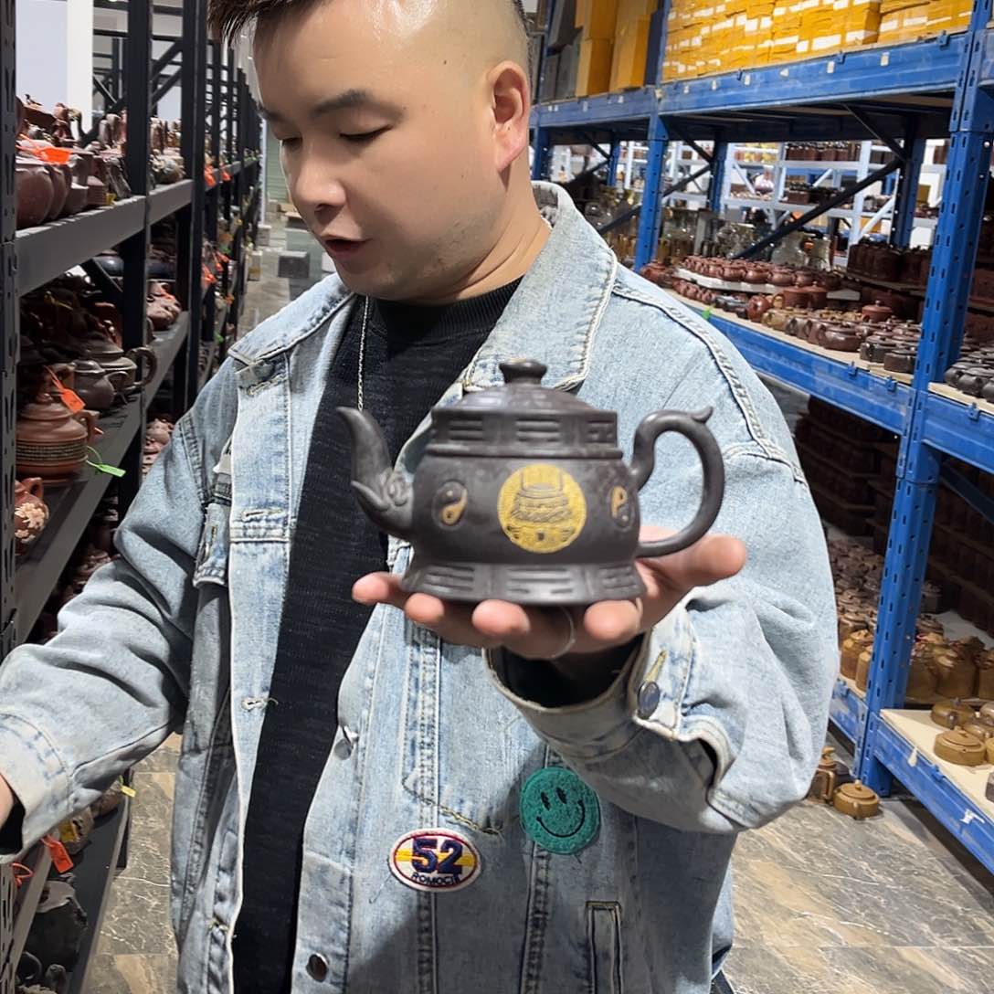 茶壶紫砂lamennekle