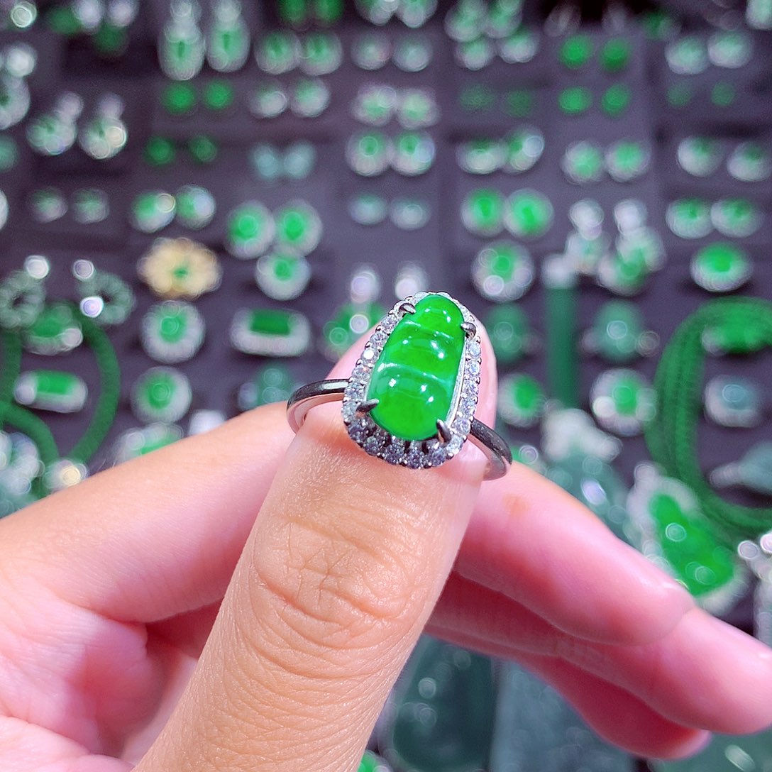 翡翠未镶嵌颈饰天然