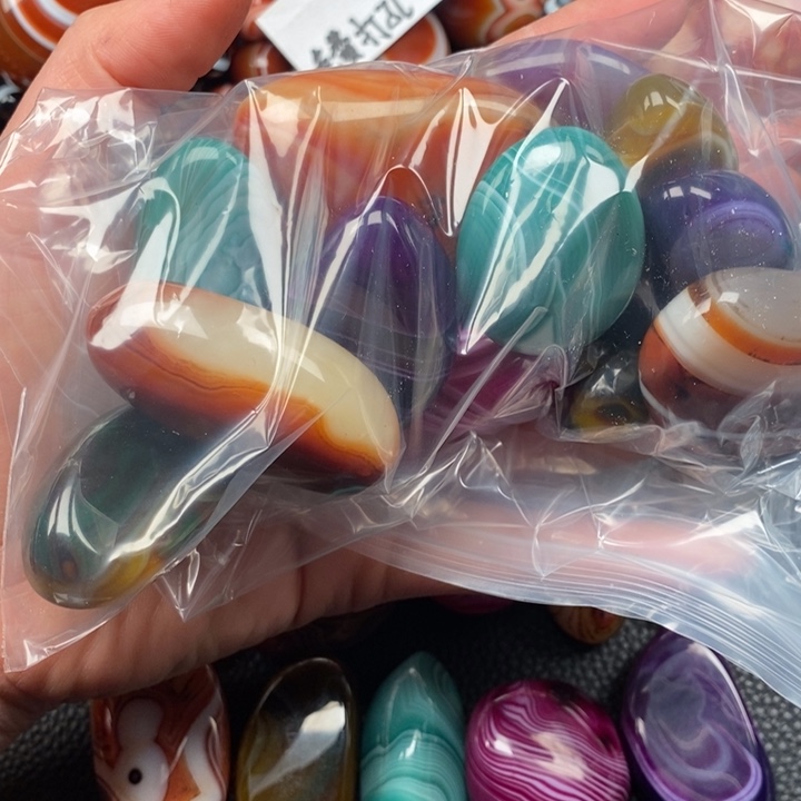 四***梅玛瑙/玉髓未镶嵌颈饰