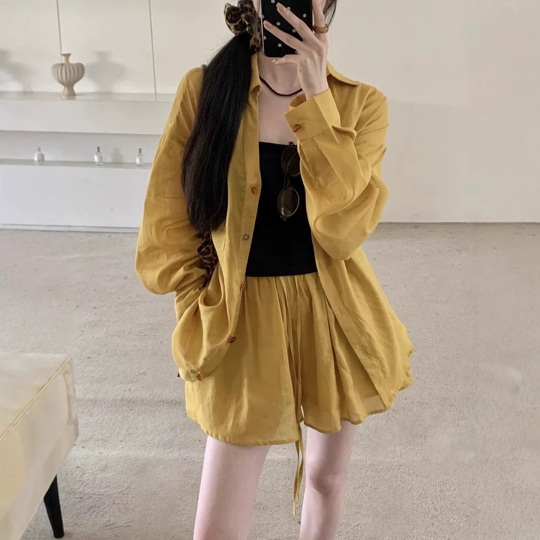 ZX6238时尚宽松休闲彩扣衬衫女2025春夏新款松紧腰短裤套装