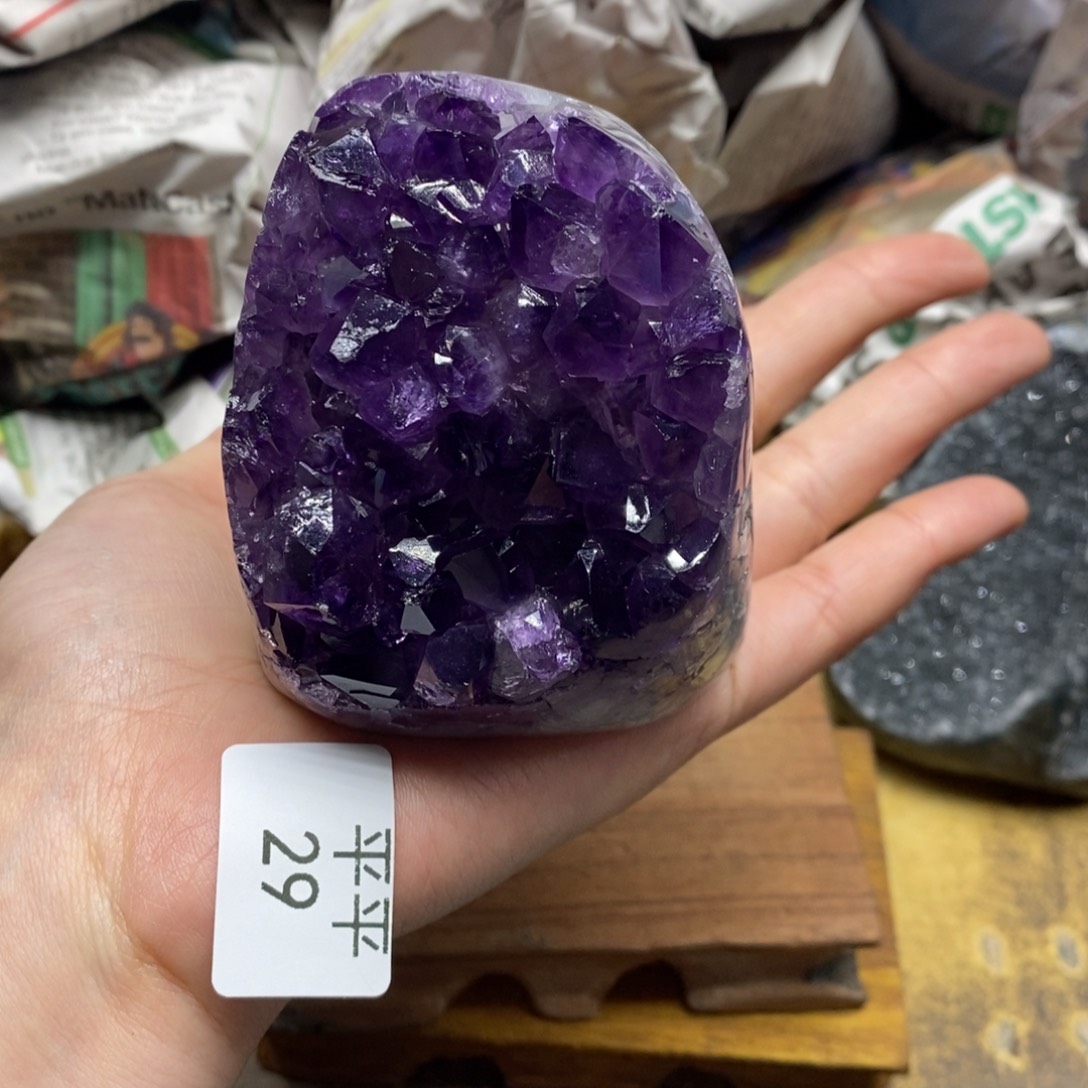 紫晶乌拉圭未镶嵌