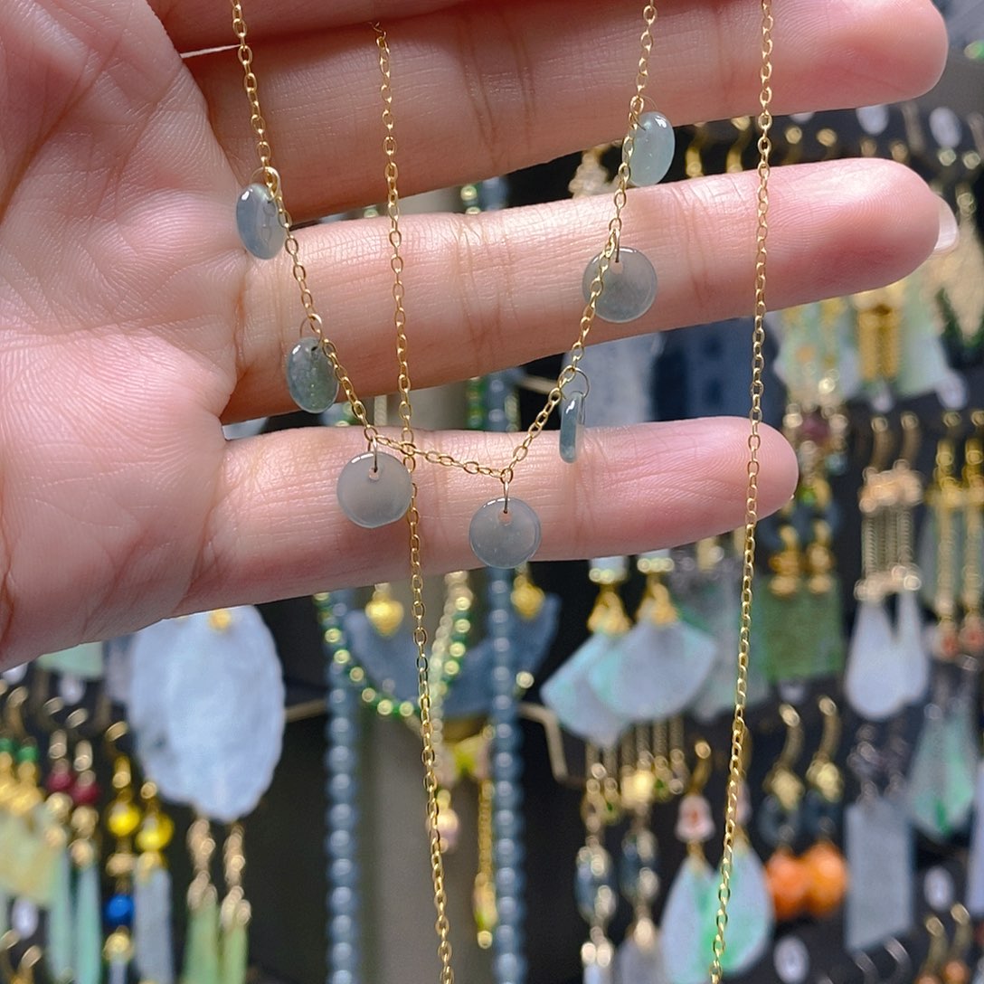 未镶嵌翡翠耳饰翡翠