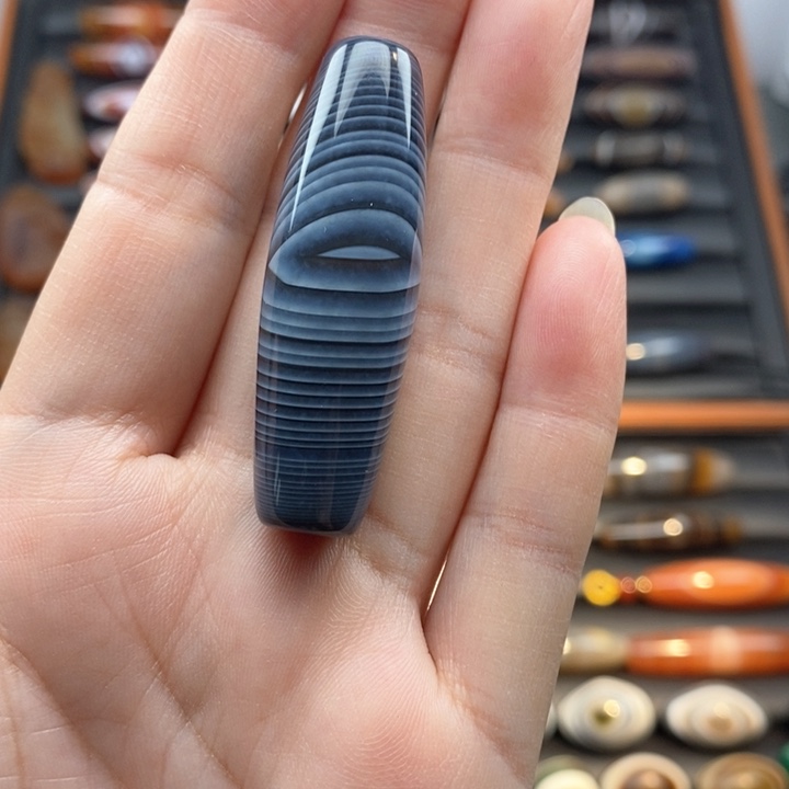 玛瑙/玉髓颈饰合金