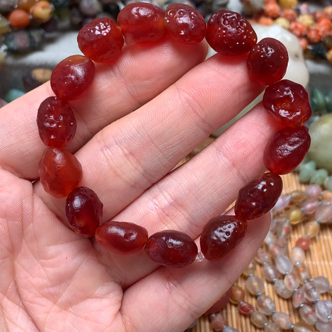 芝***芝玛瑙/玉髓未镶嵌车挂