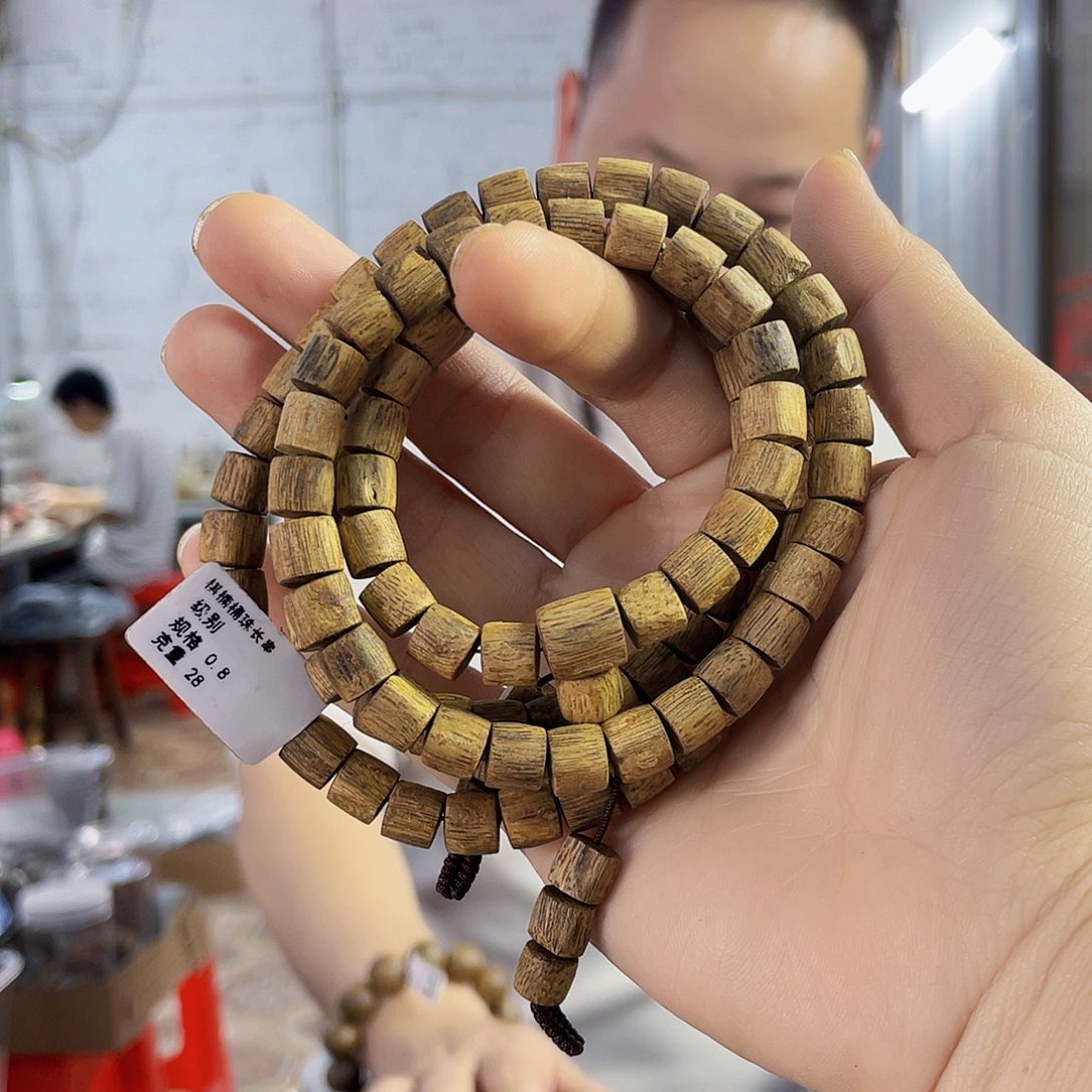 沉香手串棋楠乌身桶珠长串0.8/25克多样性发一