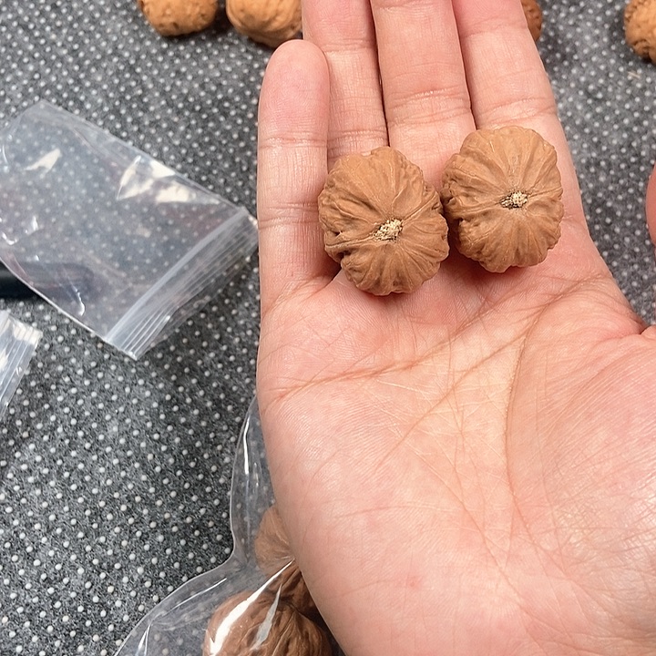 文玩核桃吊坠方块底