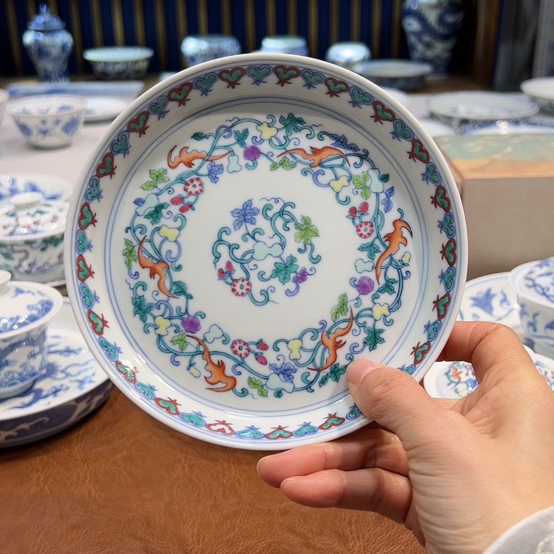 壶承斗彩福禄壶承15