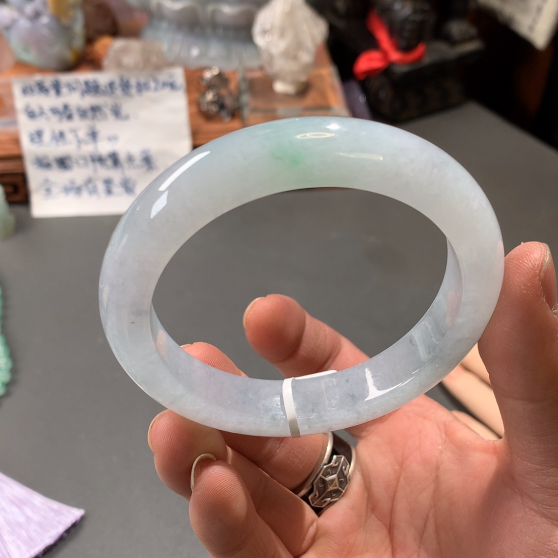 翡翠手镯未镶嵌59.8圈口