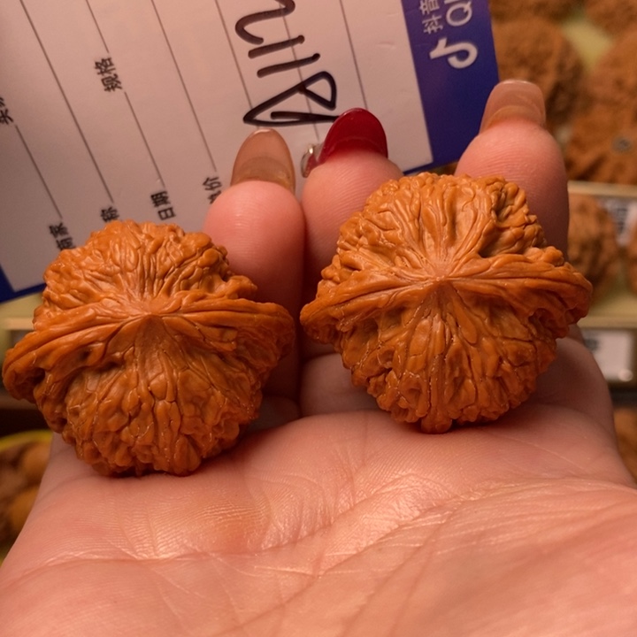 桃核吊坠全品莫盘全品