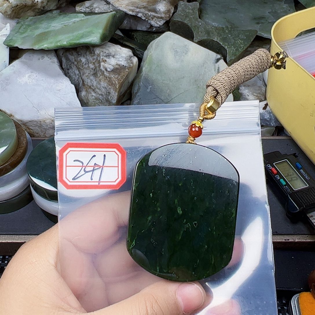 和田玉珠宝半成品未镶嵌