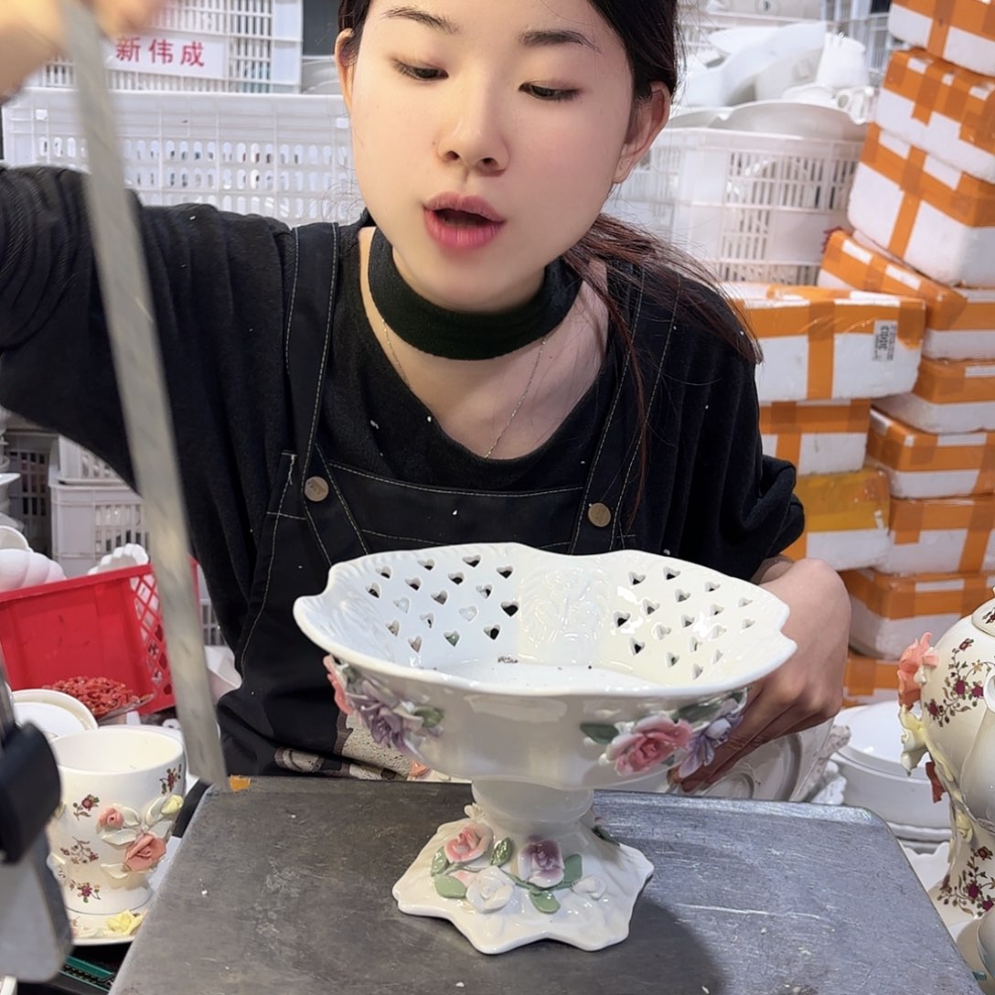 盘微瑕产品………捏花一个