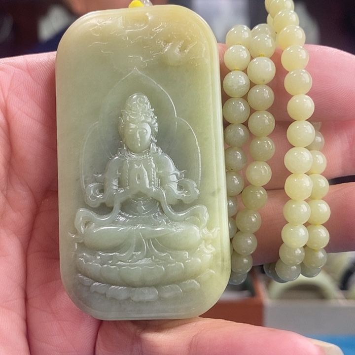 和田玉未镶嵌颈饰