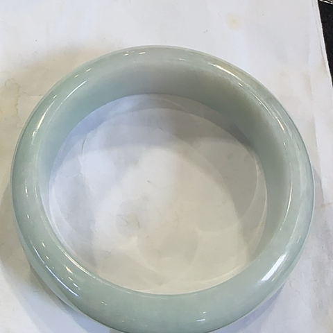 翡翠手镯未镶嵌天然翡翠手镯