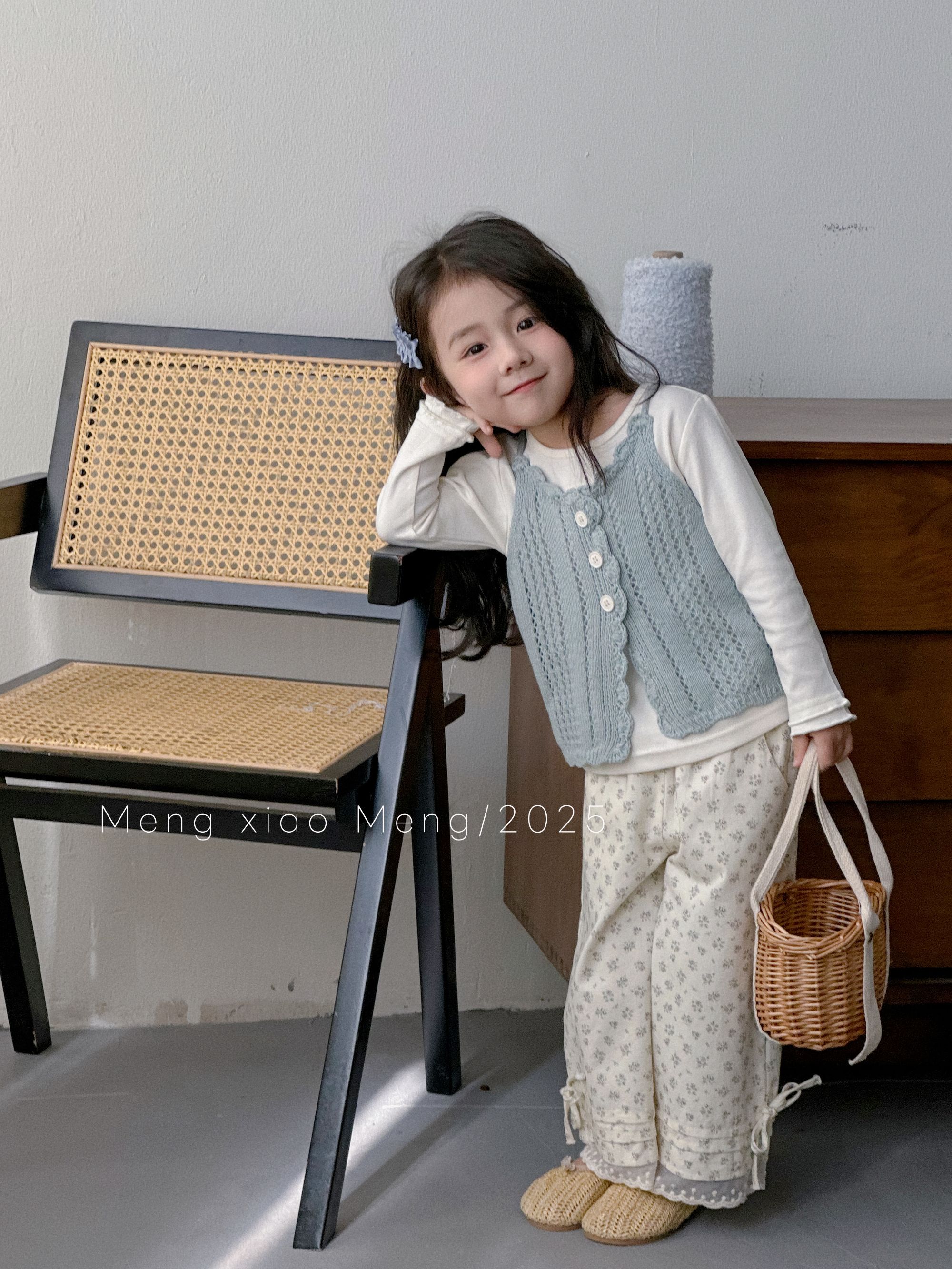 【XTL】2025新春湖蓝色马甲打底衫蕾丝碎花裤三件套85266