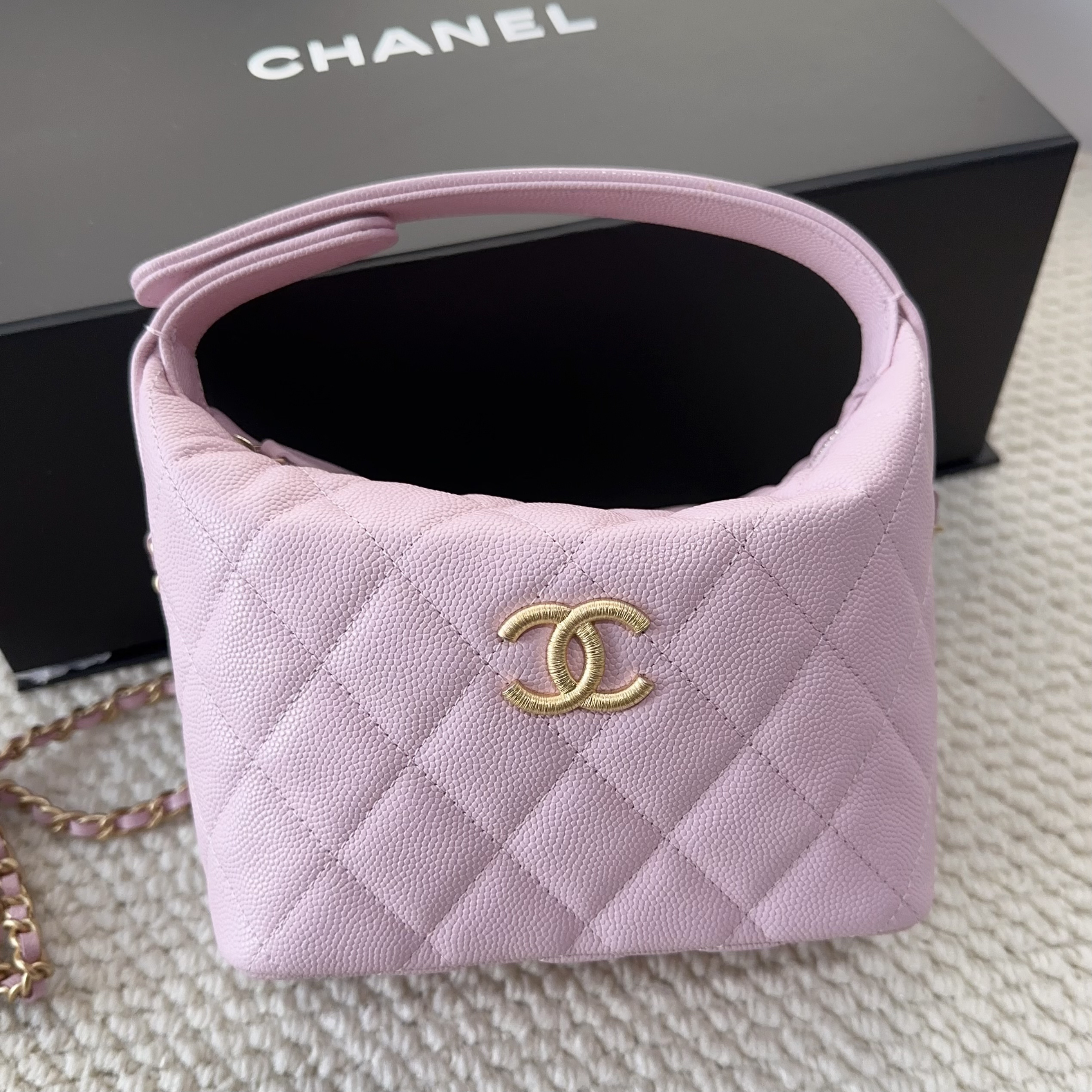 全新未使用 Chanel/香奈儿 香奈儿 25P 粉色饭盒双C手柄斜挎包