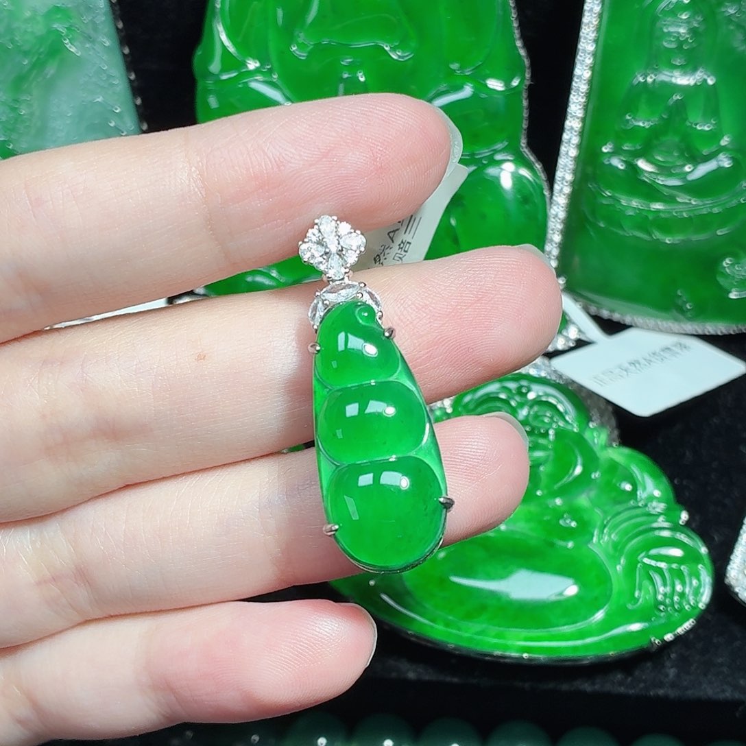 翡翠银S925镶嵌颈饰天然A货翡翠