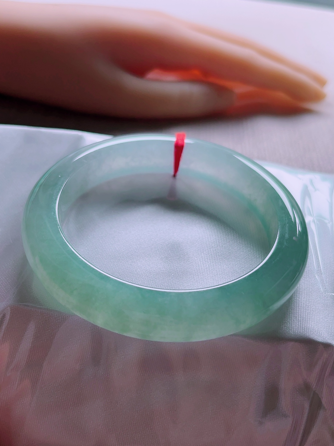 天然缅甸A货纯天然翡翠 正品女款时尚冰种半山水57.3圈宽边手镯