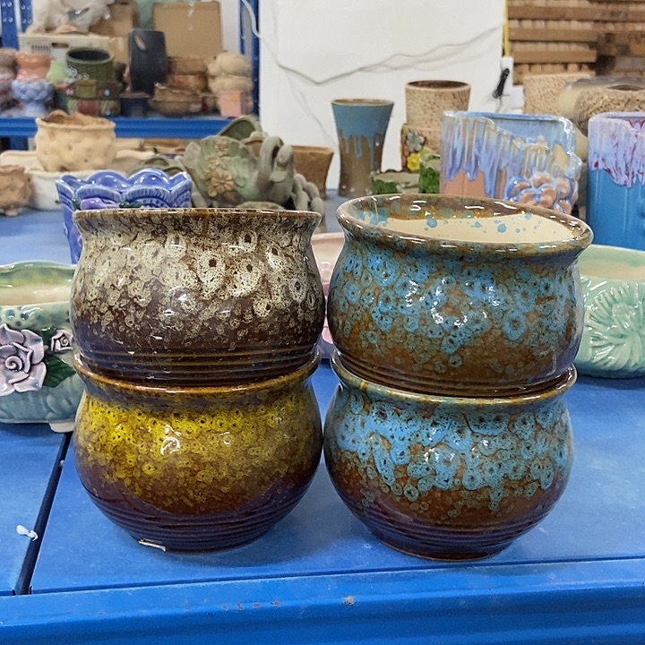 花盆单场满9.9发货11×8.5瑕疵