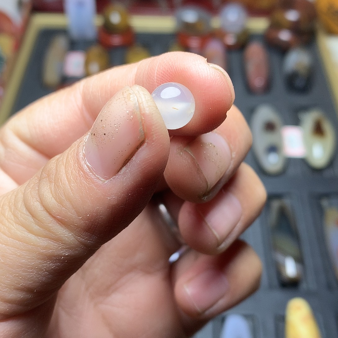 都***训玛瑙/玉髓未镶嵌颈饰