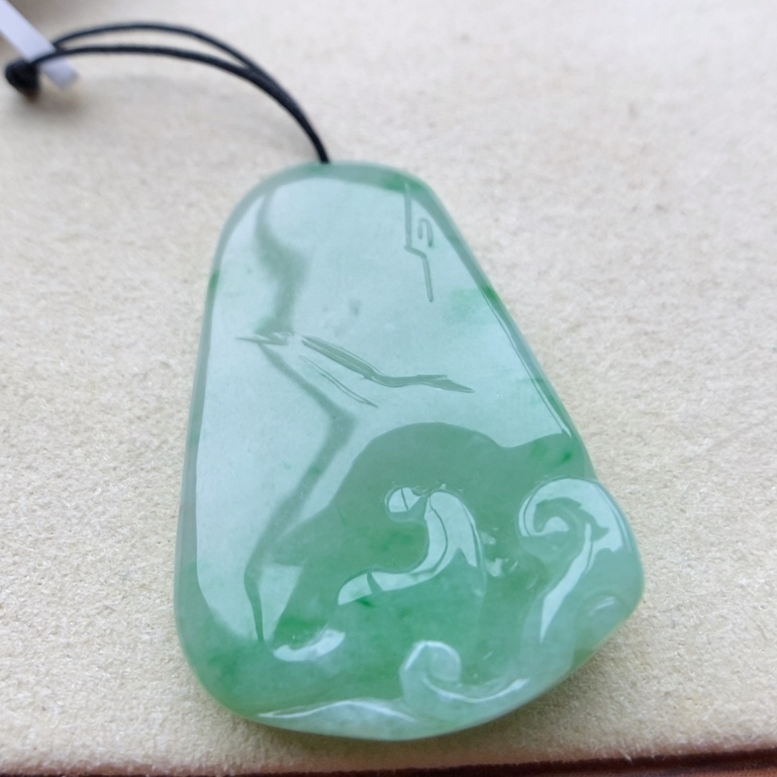 翡翠未镶嵌颈饰吊坠25