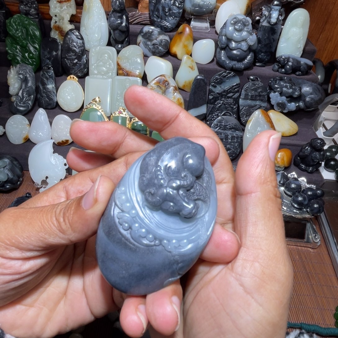 和田玉未镶嵌颈饰新疆和田玉青花牛转乾坤把件吊坠