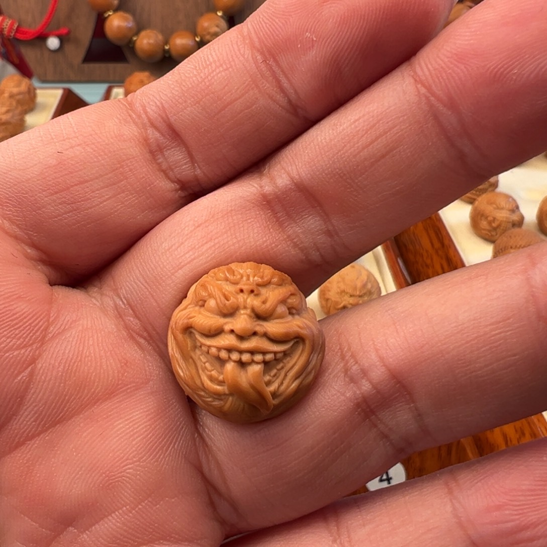 ㅤ***ㅤ核桃吊坠四目恶僧舔僧单颗188