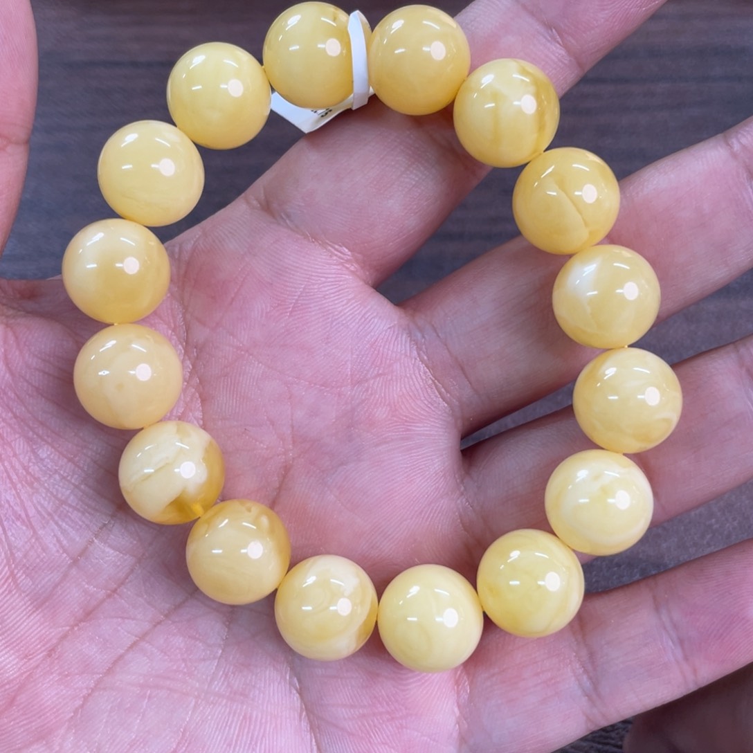 未镶嵌琥珀裸石008000000