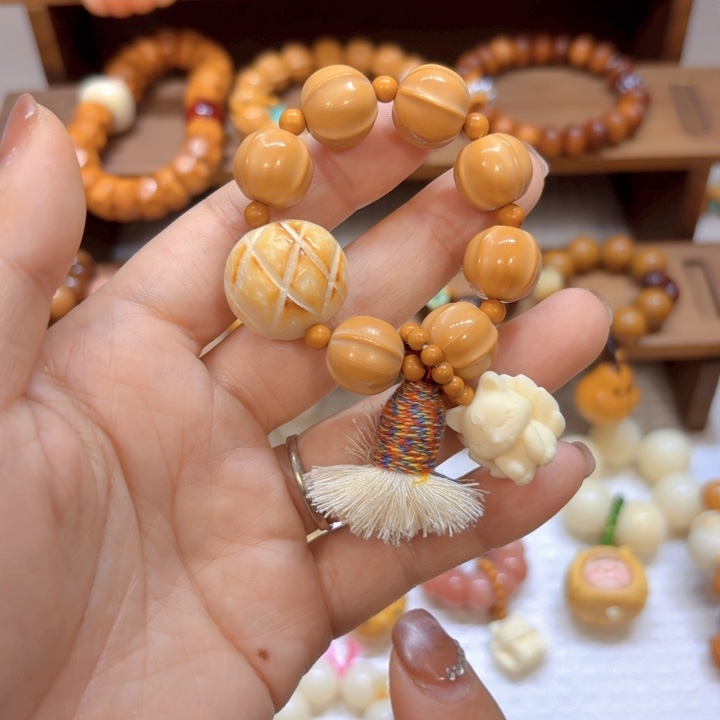 星月菩提手串猴头全品鲨鱼背菠萝包象牙果