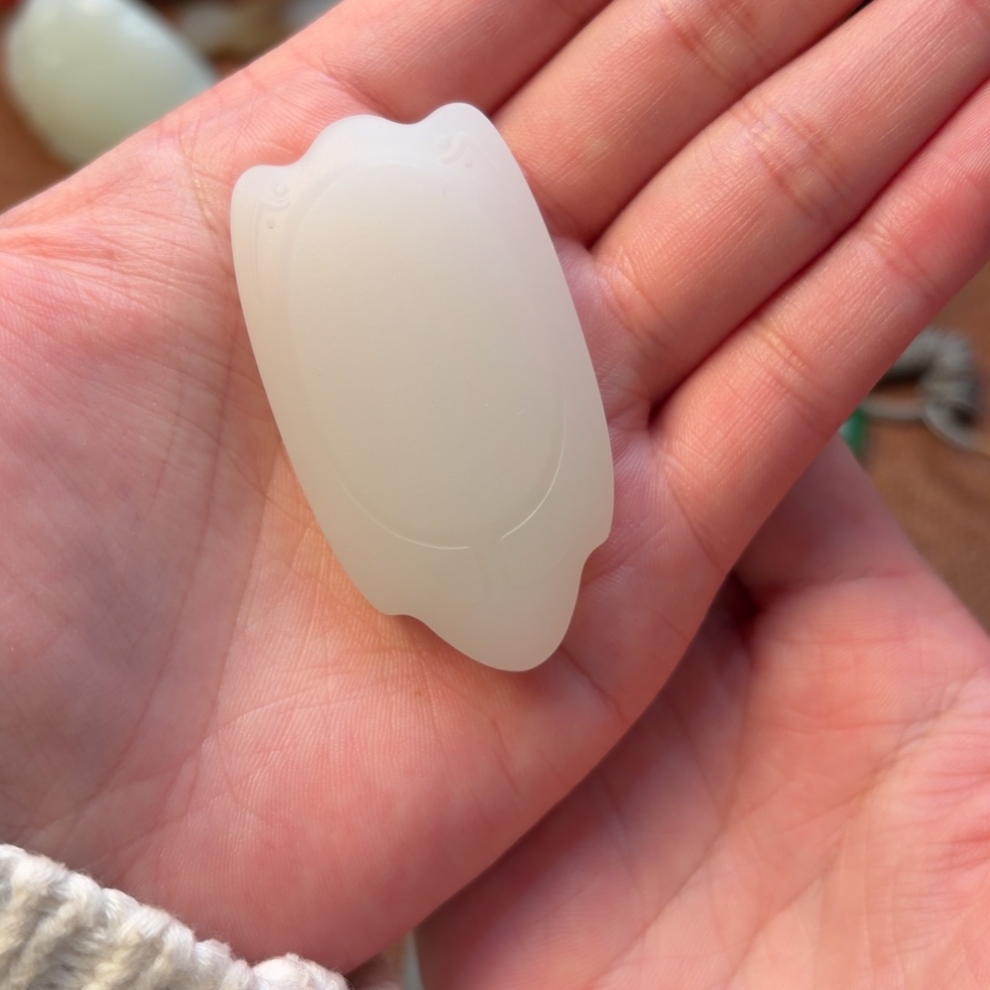 和田玉（糖玉）未镶嵌挂件