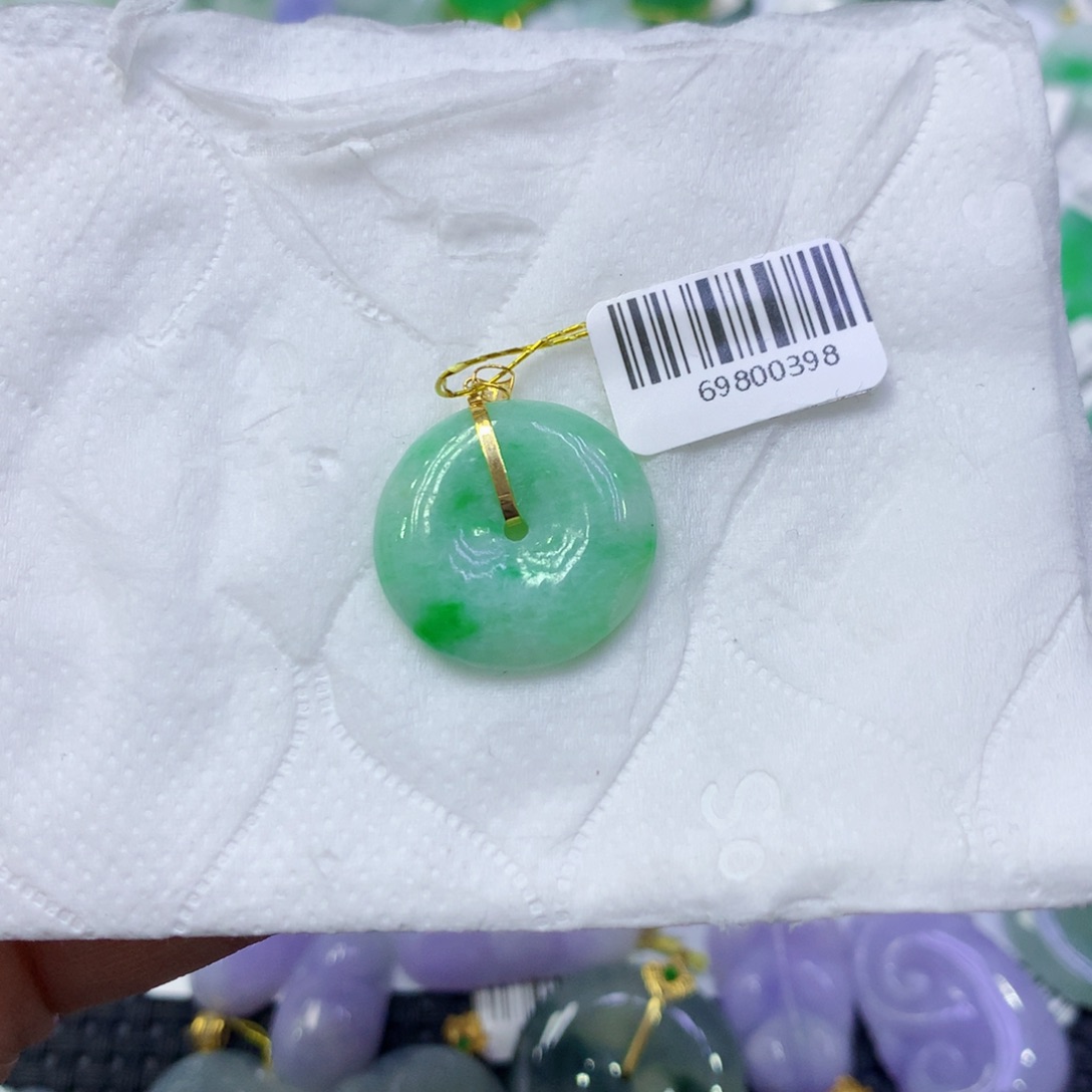 颈饰18K金镶嵌翡翠翡翠