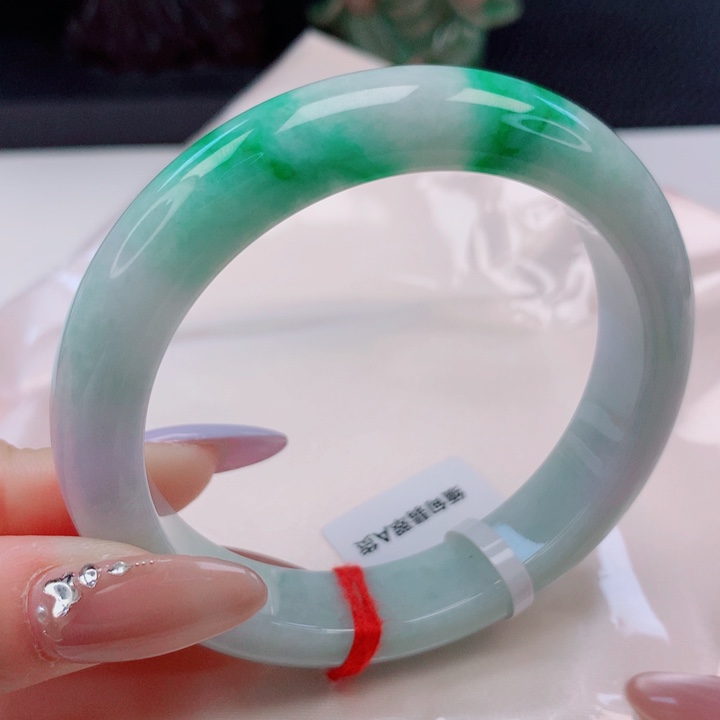 翡翠未镶嵌手镯58圈