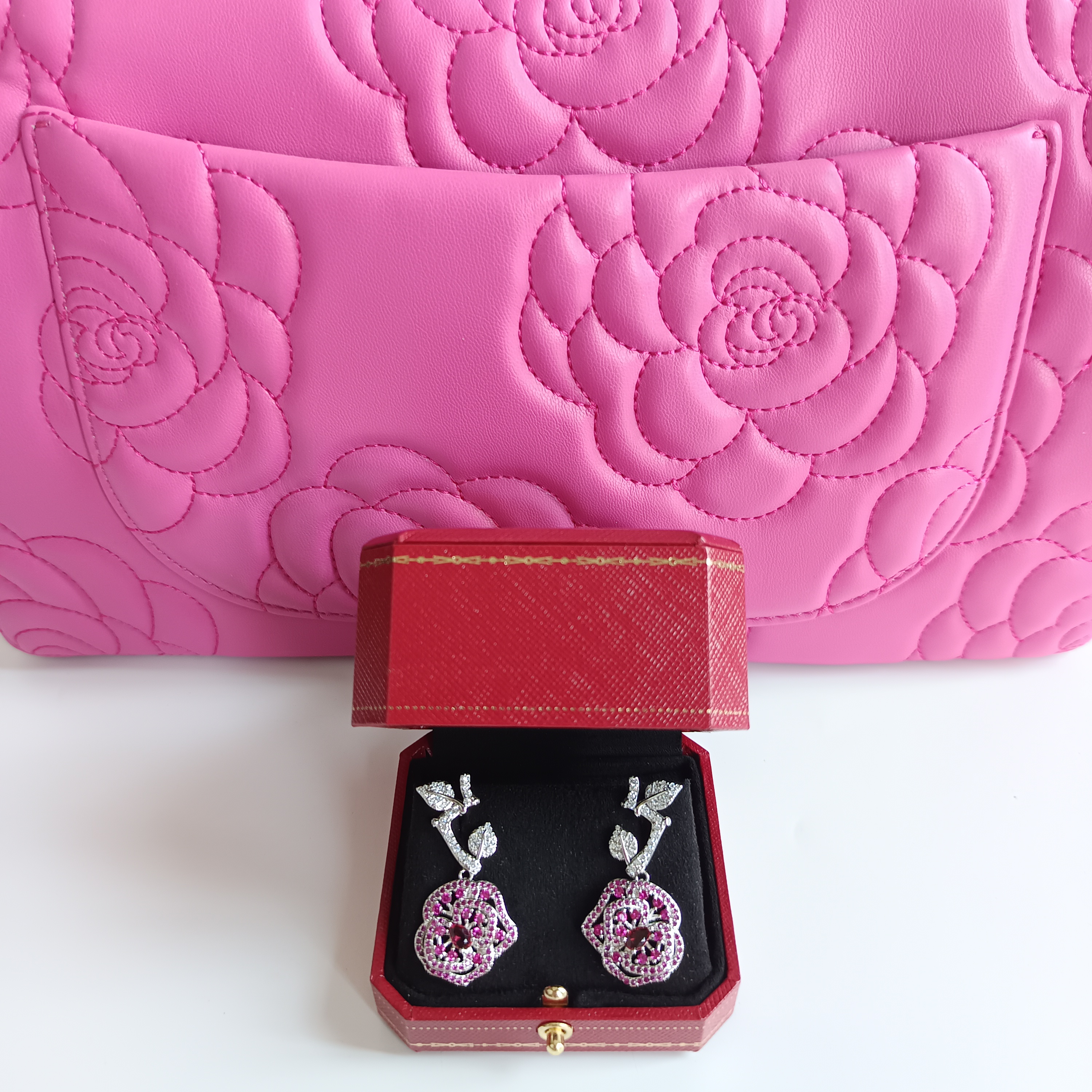 3164红耳钉--红--精工红耳钉赠礼盒