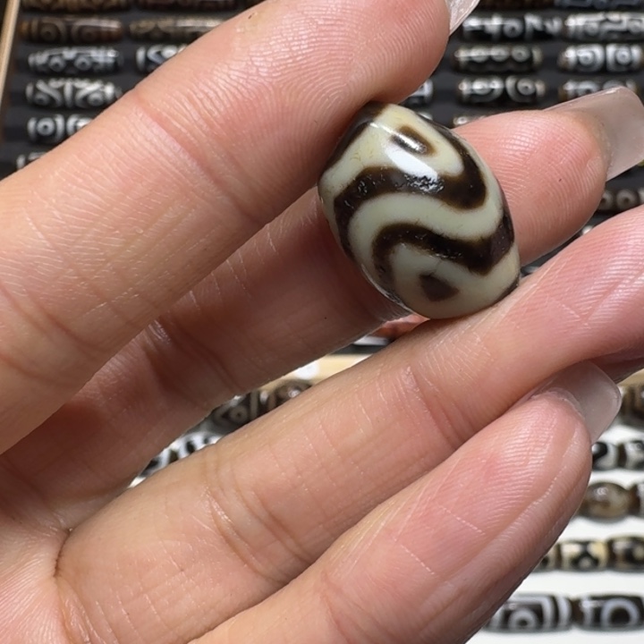 离***垢玛瑙/玉髓未镶嵌颈饰