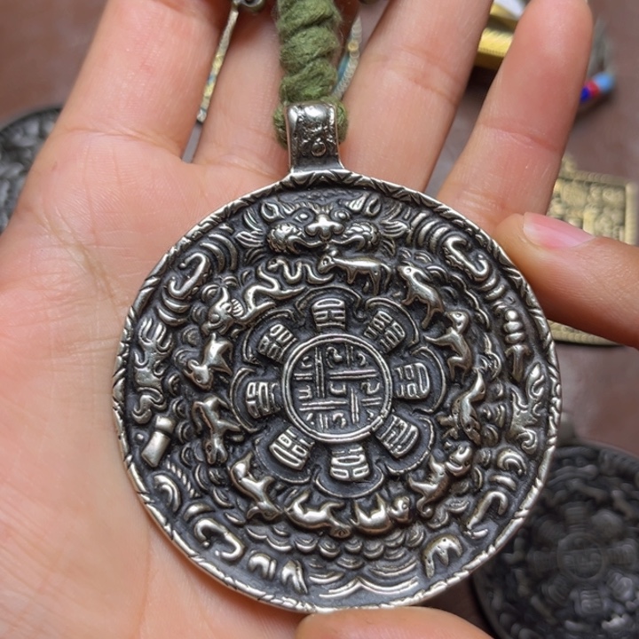 手工艺品琉璃得****下喜欢的朋友