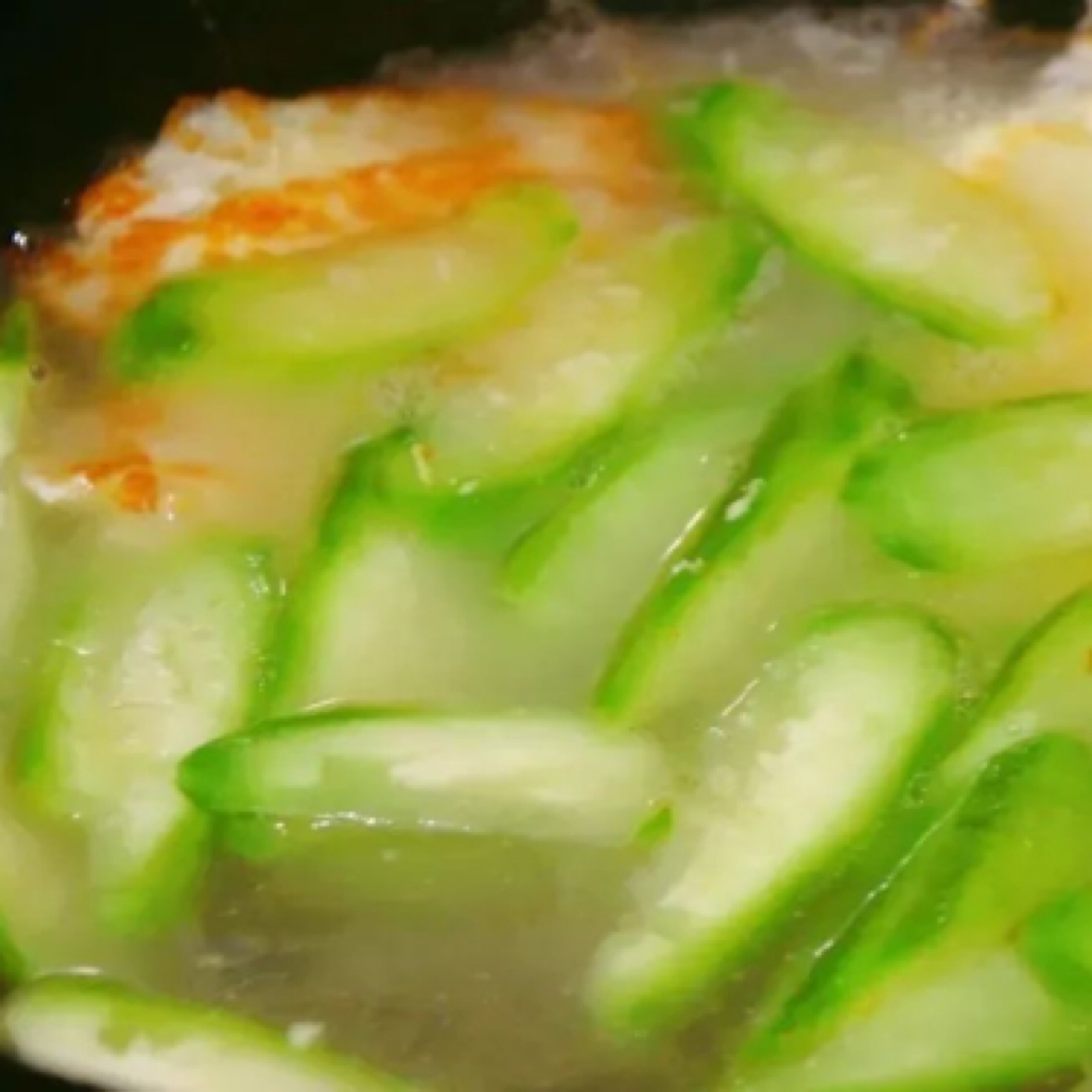 丝瓜肉片汤