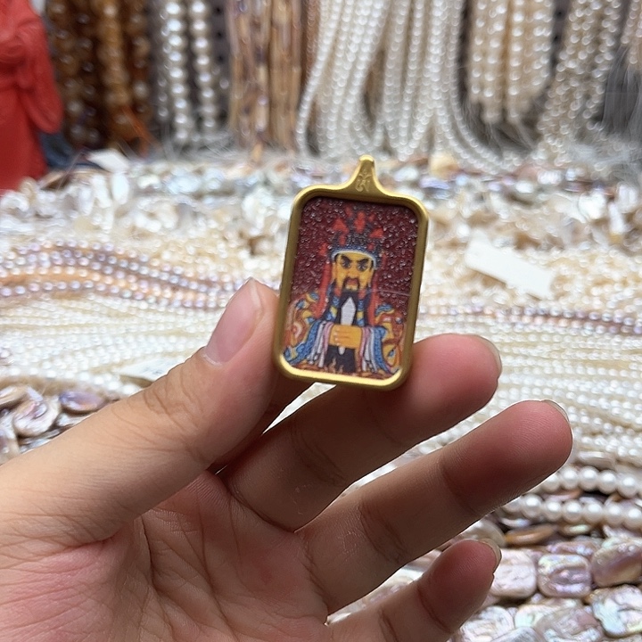 未镶嵌玛瑙/玉髓珠宝半成品一个武爷牌牌