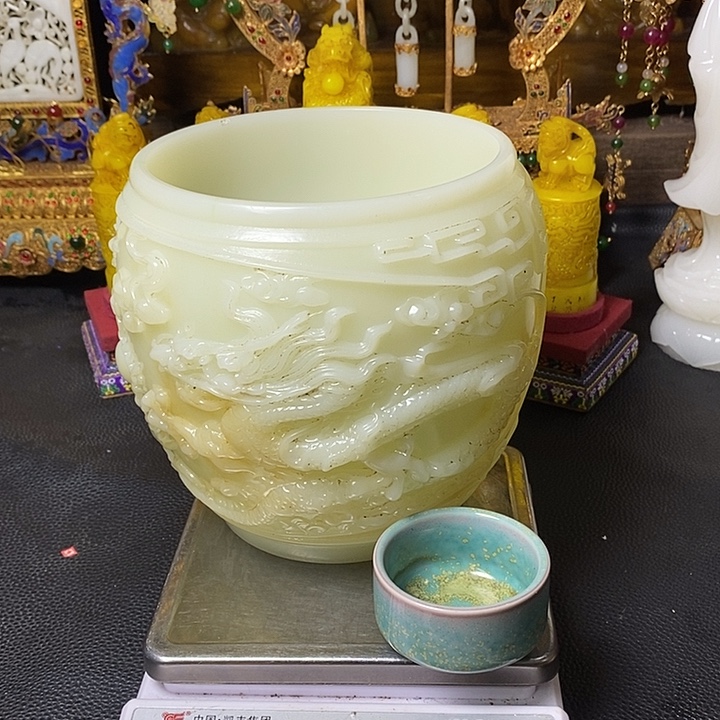 北***熊瓷片大哥专车去找人打个