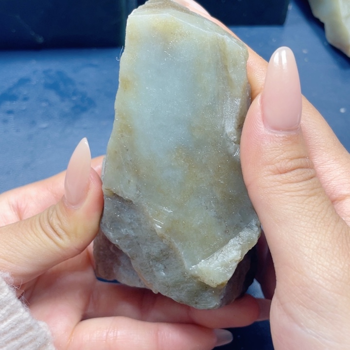 和田玉未镶嵌珠宝半成品