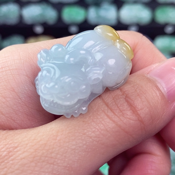 翡翠颈饰未镶嵌天然