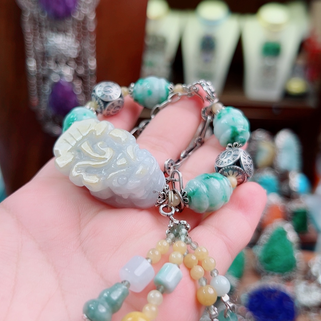 翡翠未镶嵌手链国风